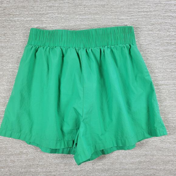 White Fox Short 2 Piece Set Womens S/M Green Button Up Oversized Top Pull On - Picture 7 of 16